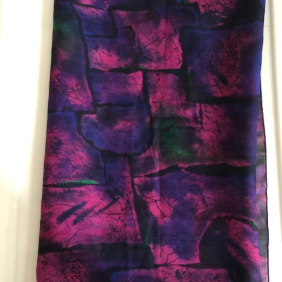 Scarf - Picture 2 of 3